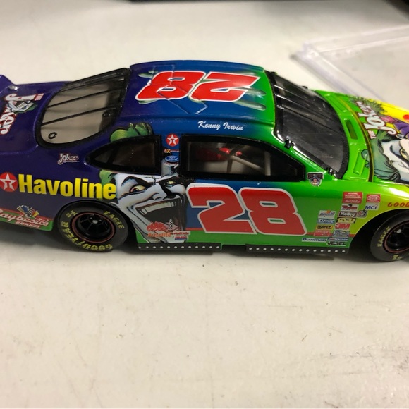The Joker #28 Kenny Irwin 1:24 Scale Stock Car Limited Edition. - Picture 3 of 5